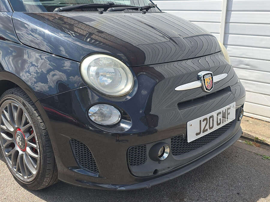 2010 Abarth 500 photo 11