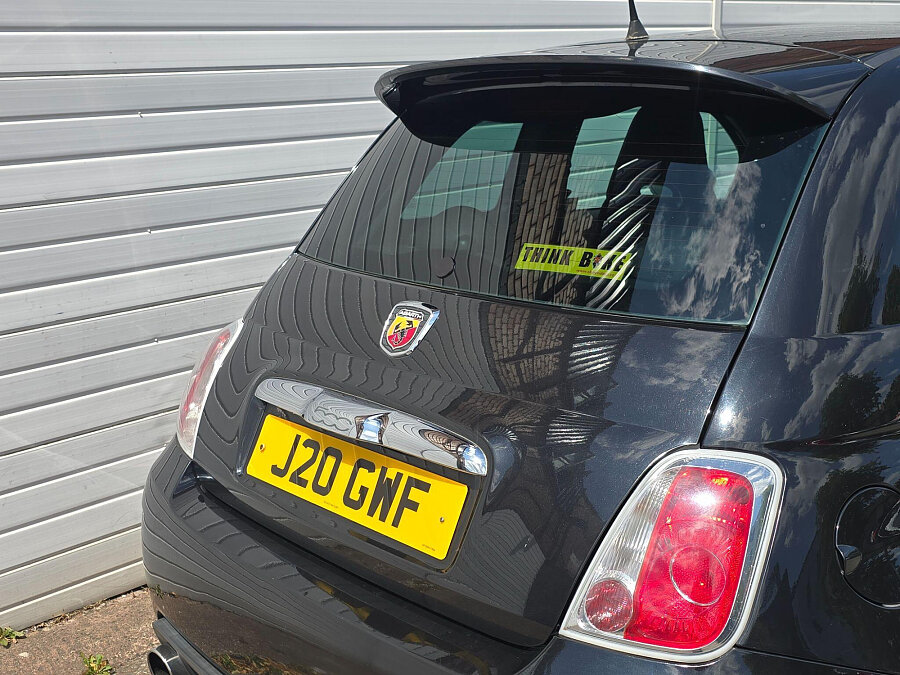 2010 Abarth 500 photo 14