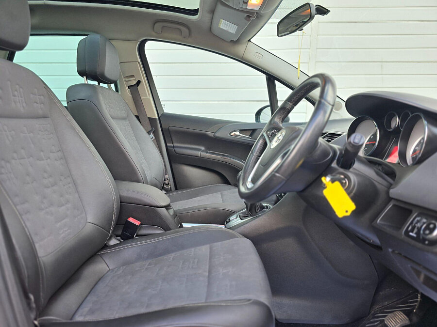 2012 Vauxhall Meriva photo 14