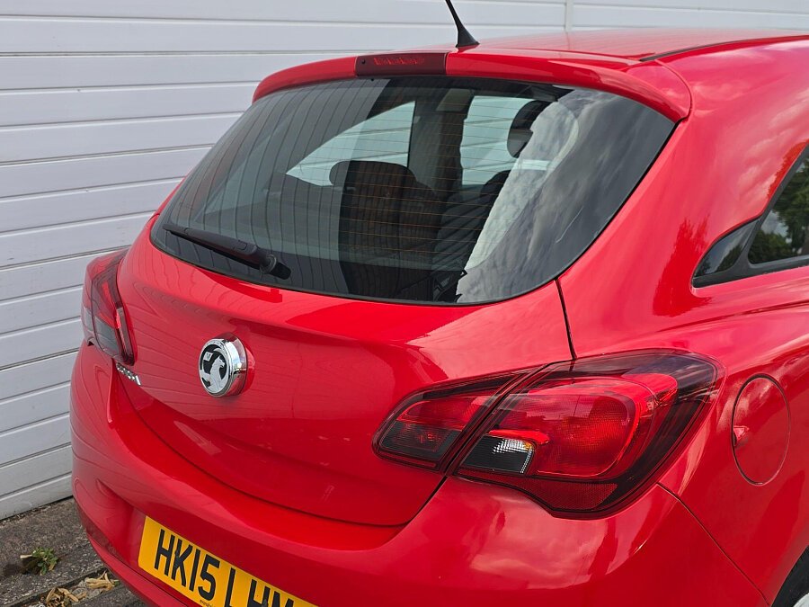 2015 Vauxhall Corsa photo 13