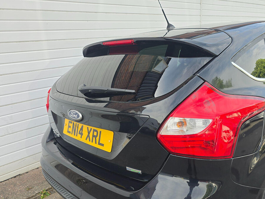2014 Ford Focus photo 13