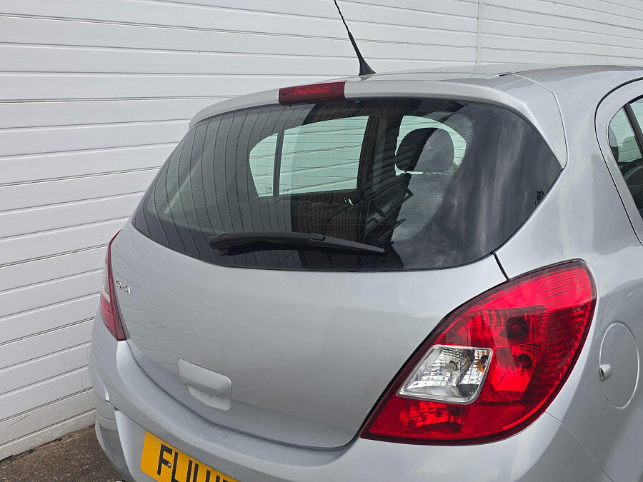 2011 Vauxhall Corsa photo 13