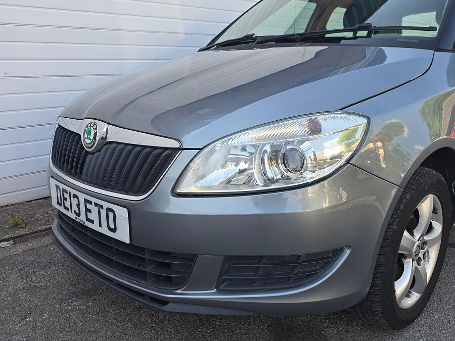 2013 Skoda Fabia photo 11