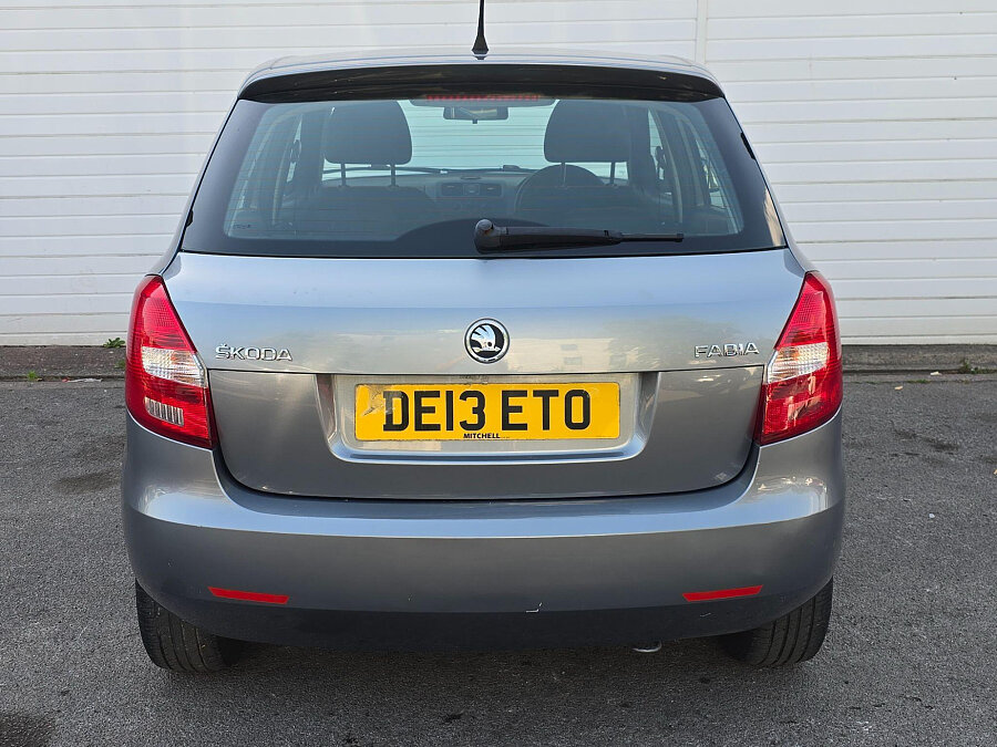2013 Skoda Fabia photo 6