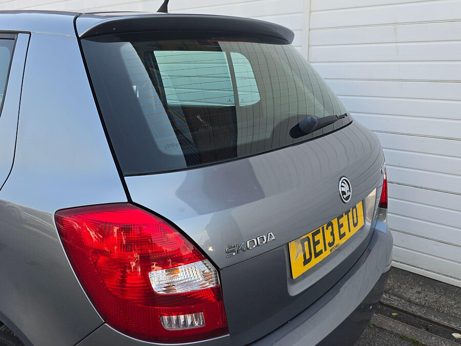 2013 Skoda Fabia photo 12