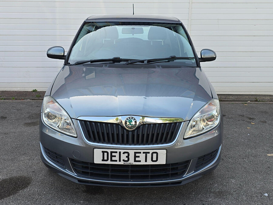 Skoda Fabia photo 2