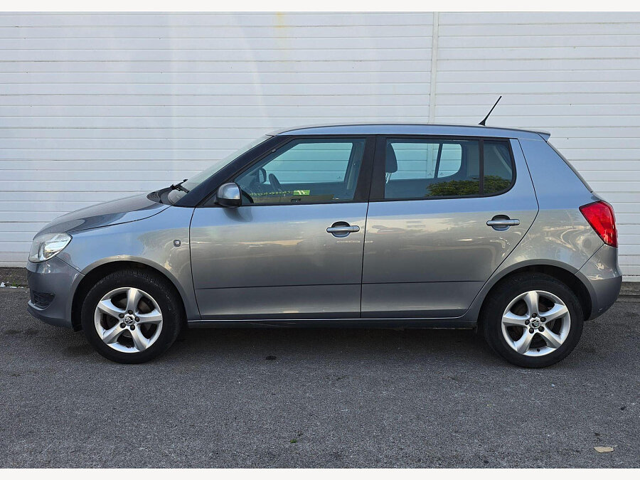 2013 Skoda Fabia photo 4
