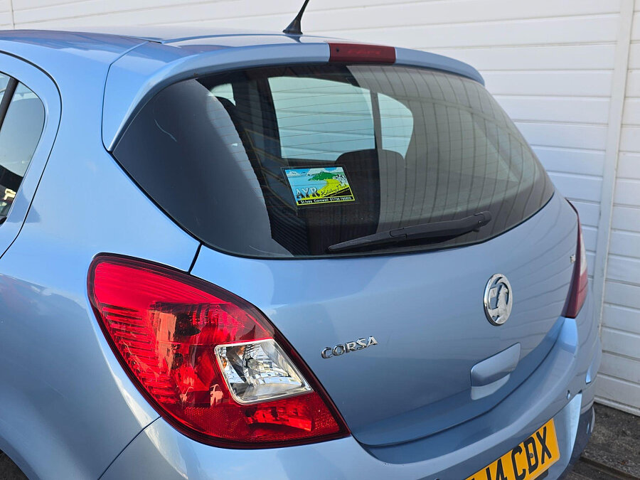 2014 Vauxhall Corsa photo 12