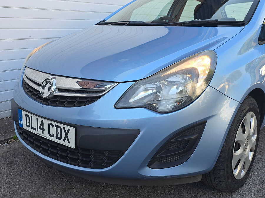 2014 Vauxhall Corsa photo 11