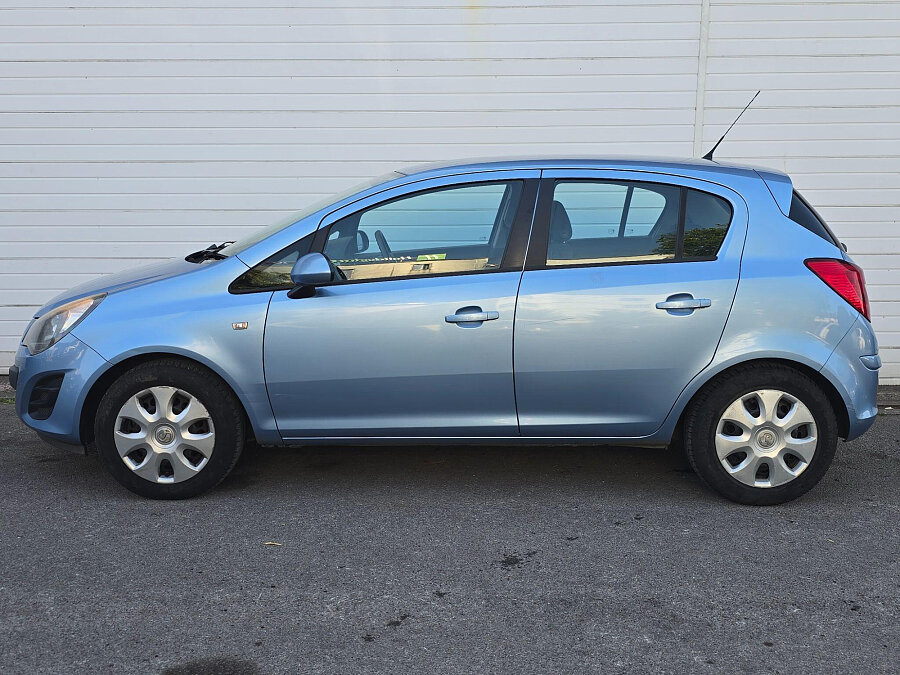 2014 Vauxhall Corsa photo 4