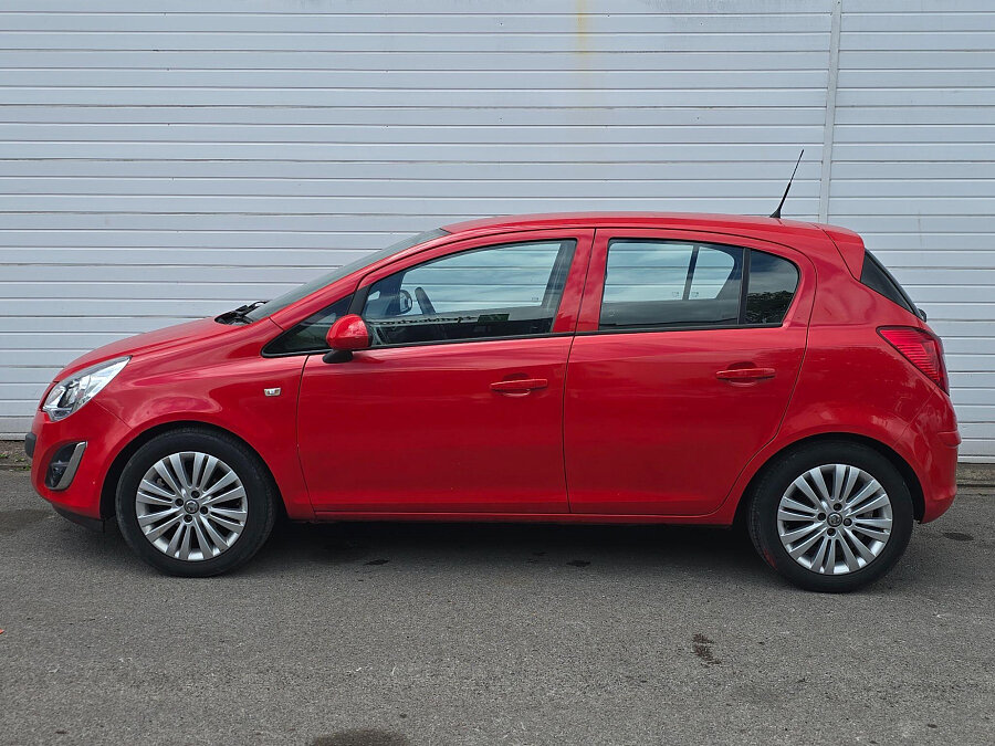2011 Vauxhall Corsa photo 4