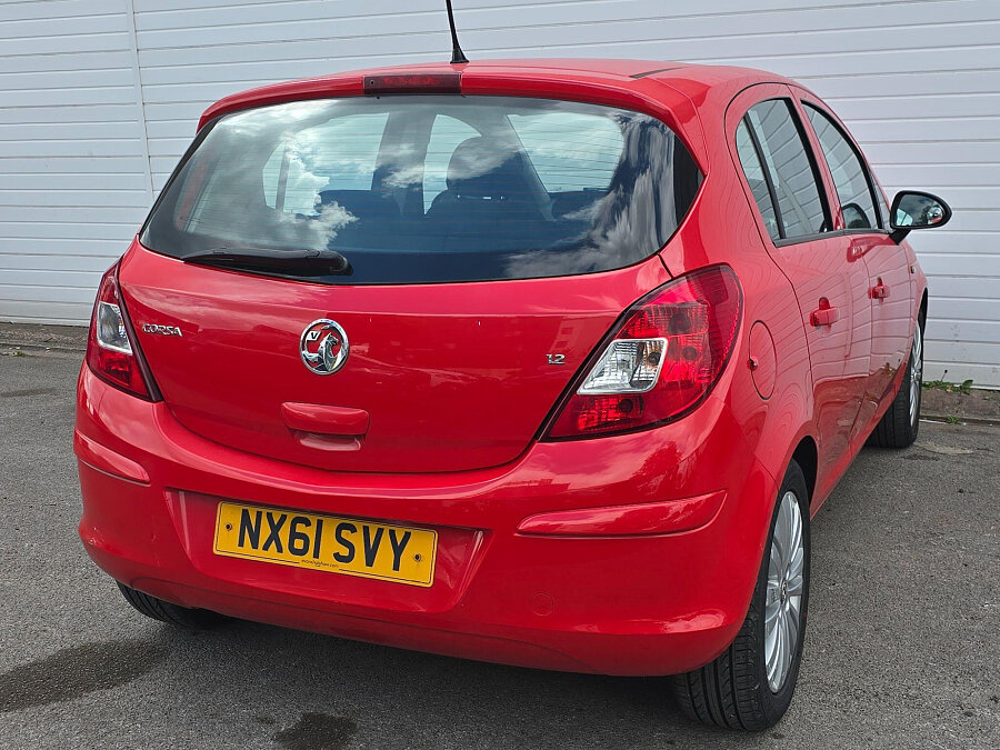 2011 Vauxhall Corsa photo 8