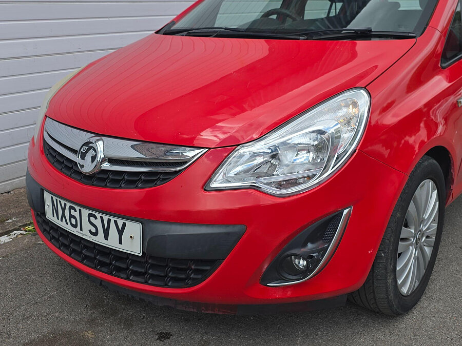 2011 Vauxhall Corsa photo 11