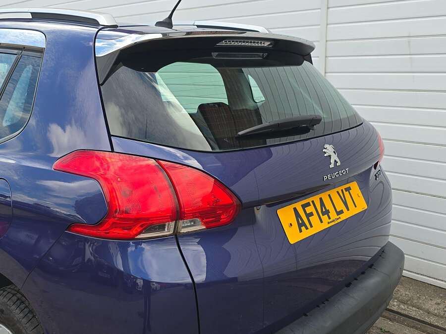2014 Peugeot 2008 photo 12
