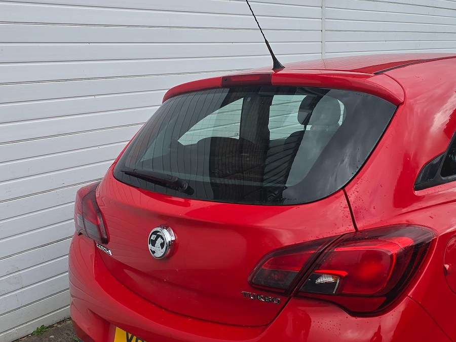 2015 Vauxhall Corsa photo 14