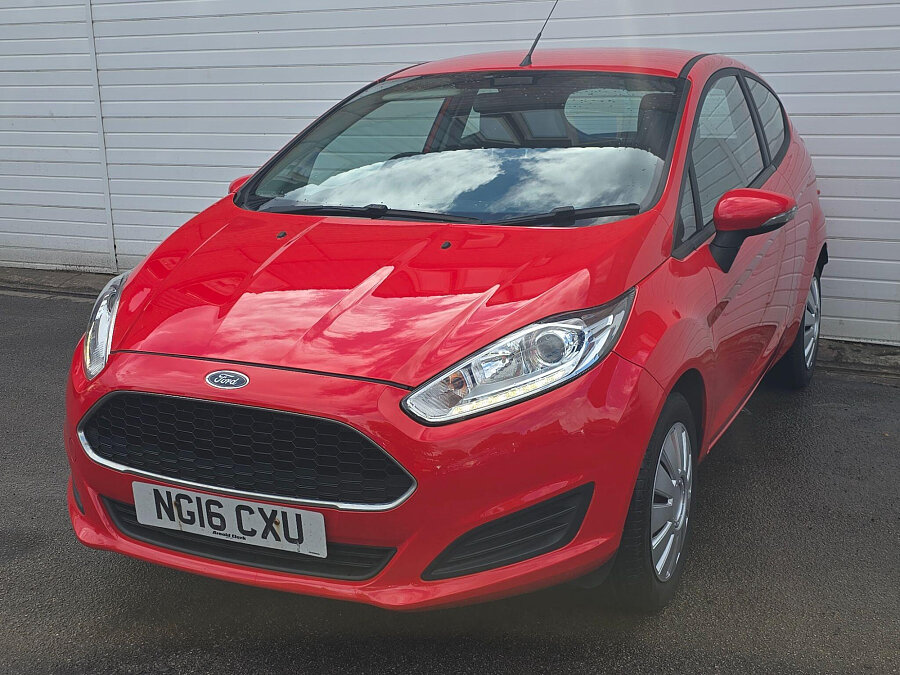 2016 Ford Fiesta photo 3