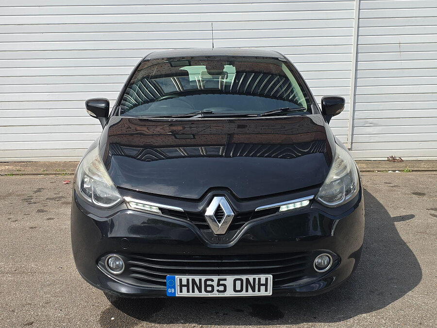 Renault Clio photo 2
