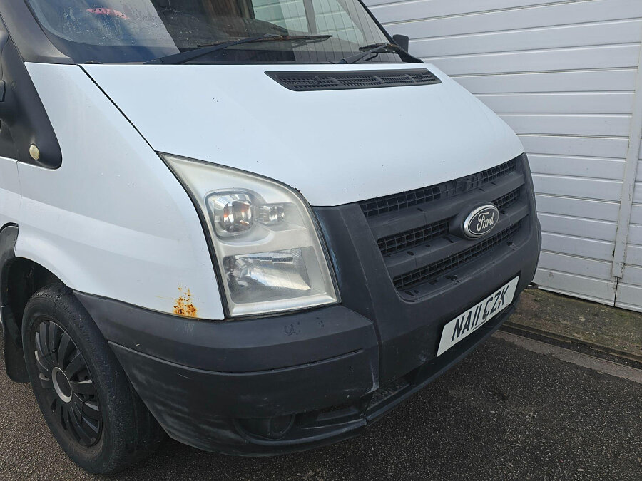 2011 Ford Transit photo 12