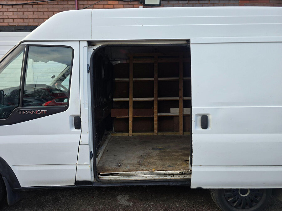 2011 Ford Transit photo 14