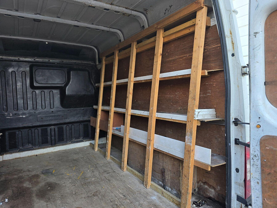2011 Ford Transit photo 8