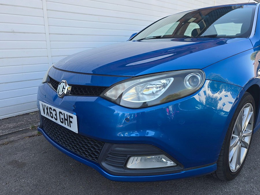 2013 MG MG6 photo 11