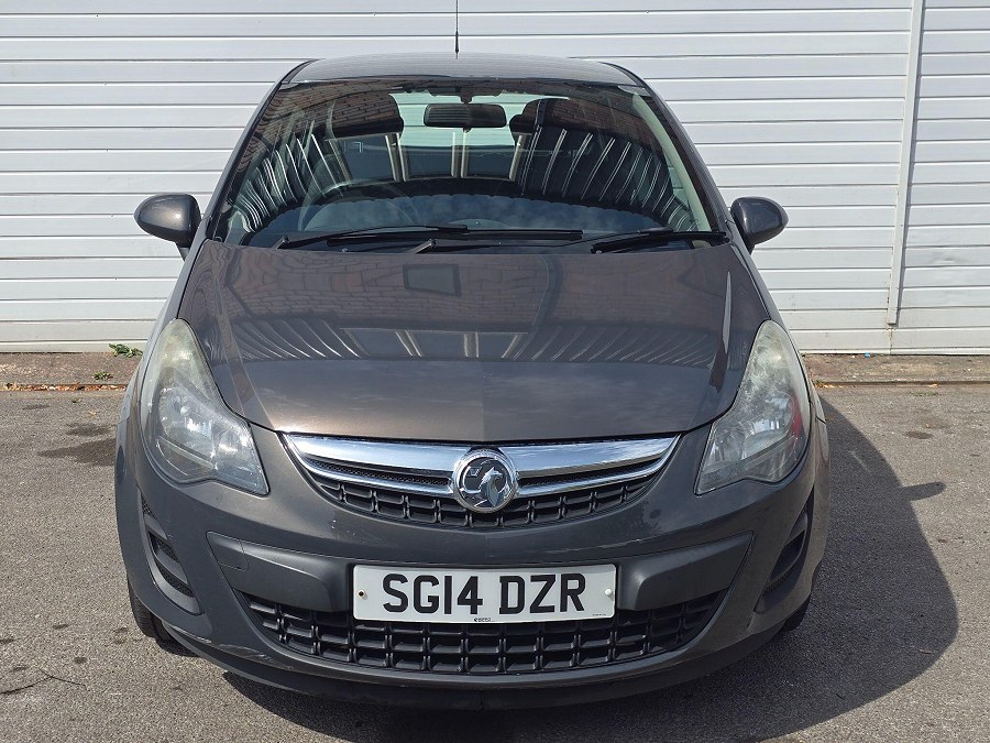Vauxhall Corsa photo 2