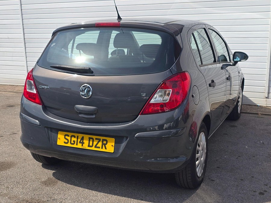 2014 Vauxhall Corsa photo 8