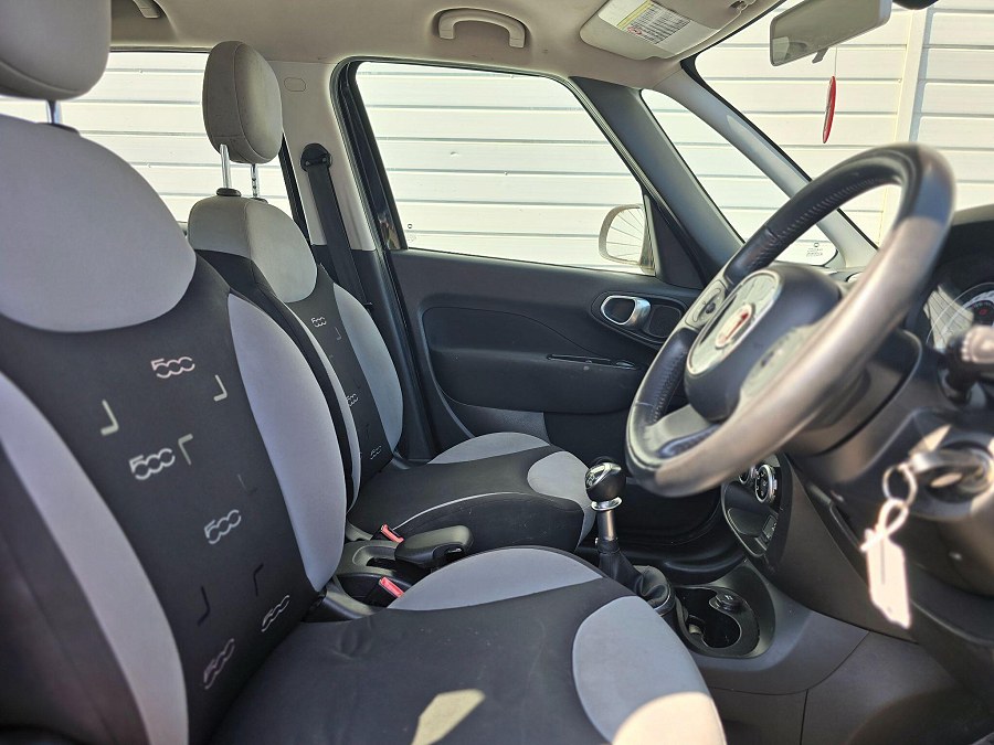 2014 Fiat 500L photo 14