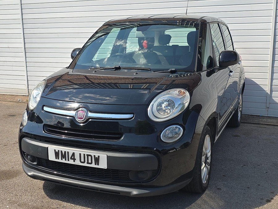 2014 Fiat 500L photo 3
