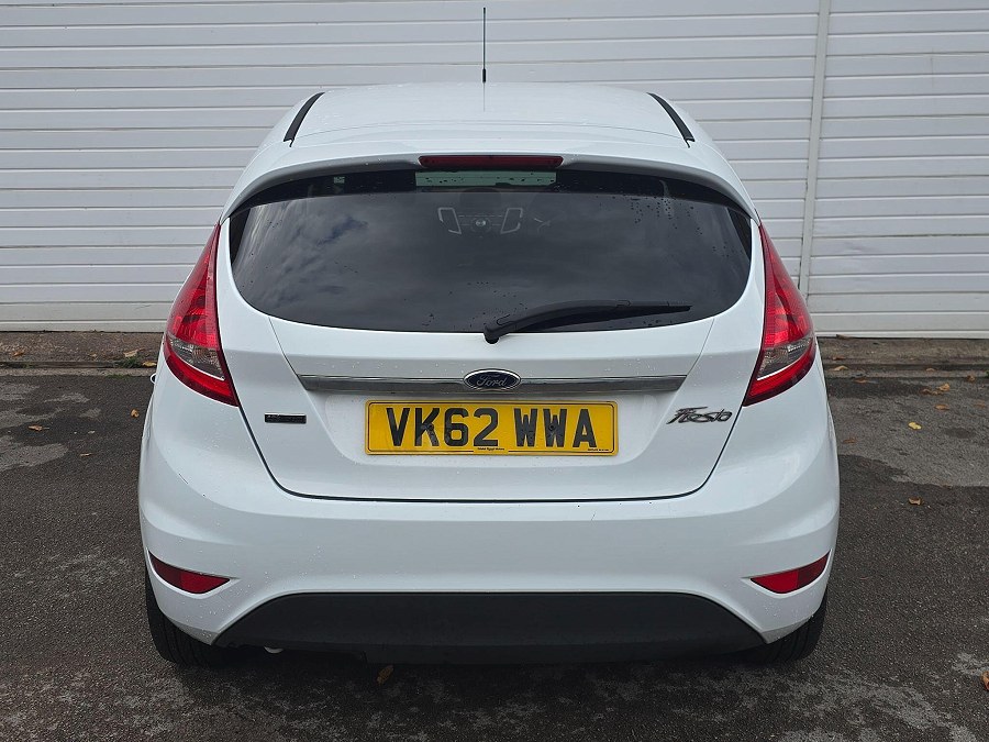 2012 Ford Fiesta photo 6