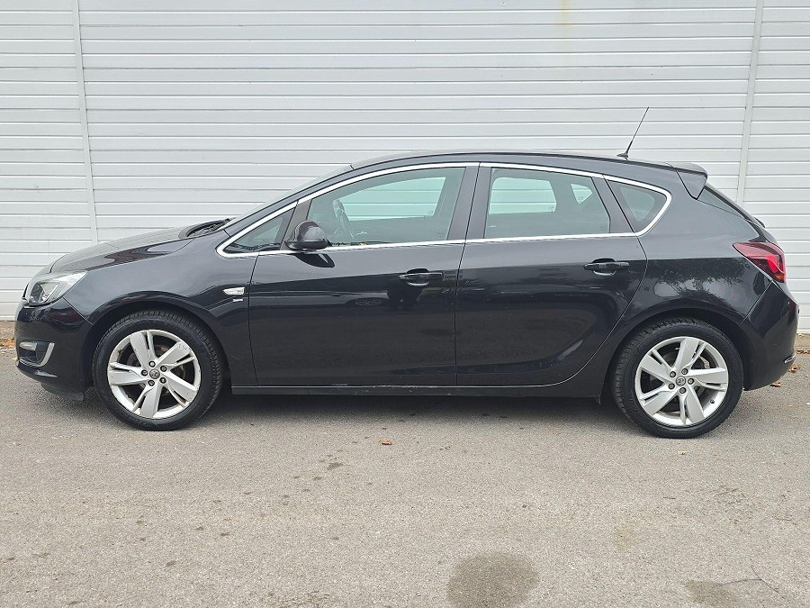 2015 Vauxhall Astra photo 4