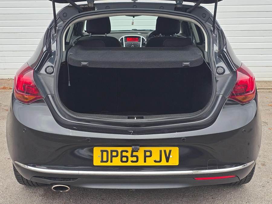 2015 Vauxhall Astra photo 7