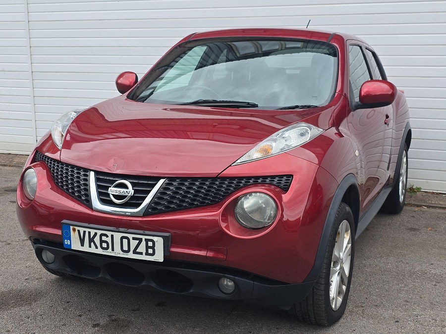 2011 Nissan Juke photo 3