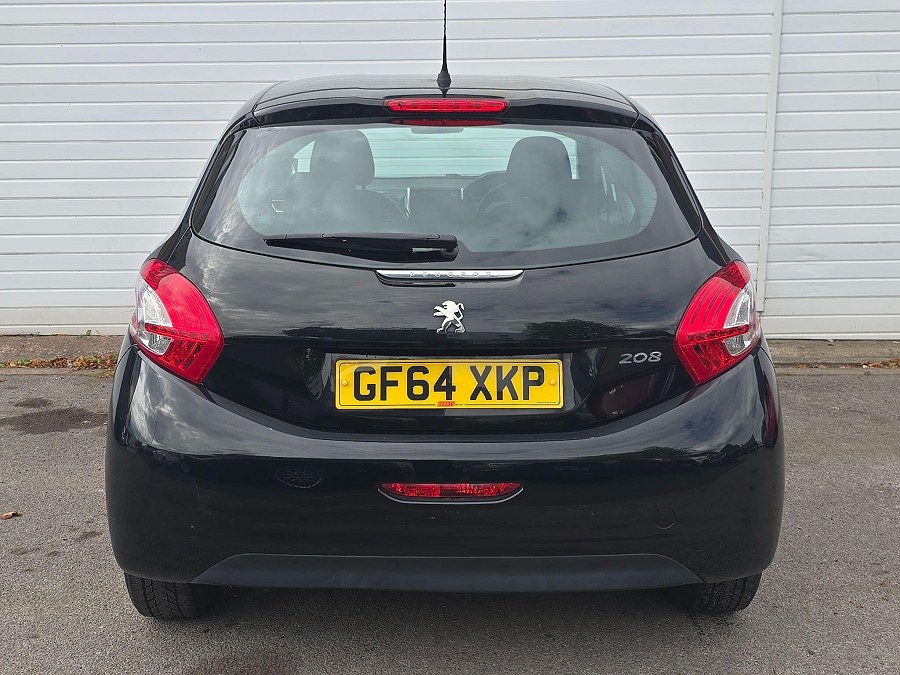 2014 Peugeot 208 photo 6