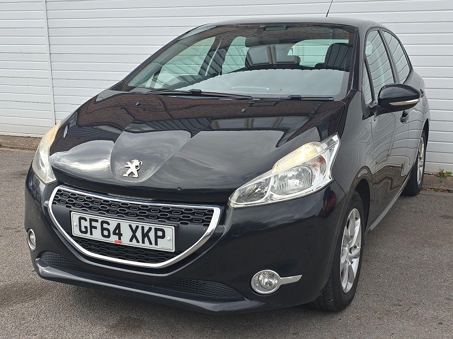 2014 Peugeot 208 photo 3