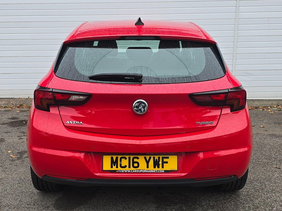2016 Vauxhall Astra photo 6