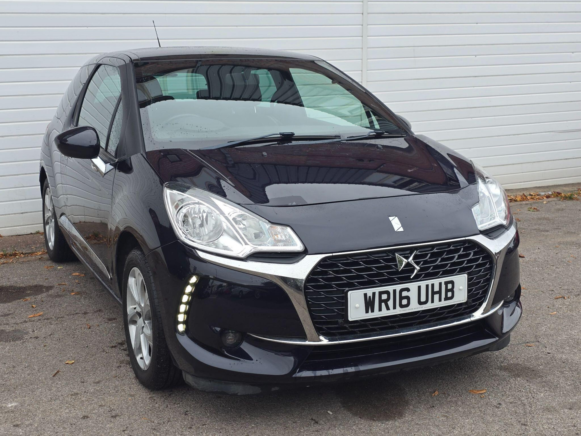 2016 DS AUTOMOBILES DS 3 1.2 PureTech Elegance Euro 6 (s/s) 3dr for sale at Drive BHX