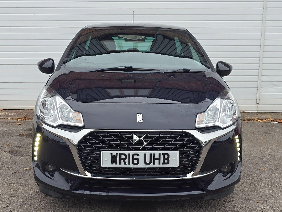 DS AUTOMOBILES DS 3 photo 2