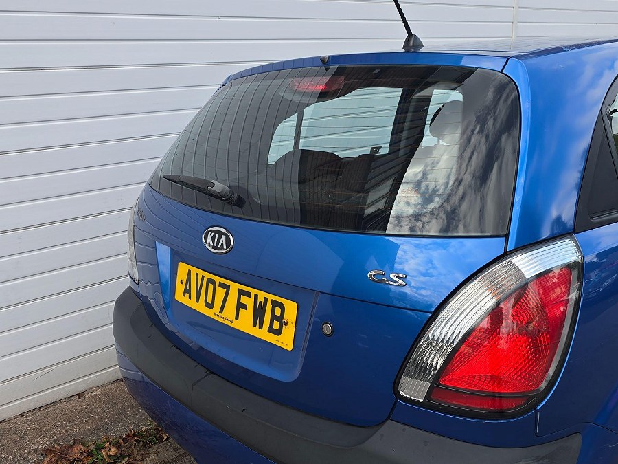 2007 Kia Rio photo 14