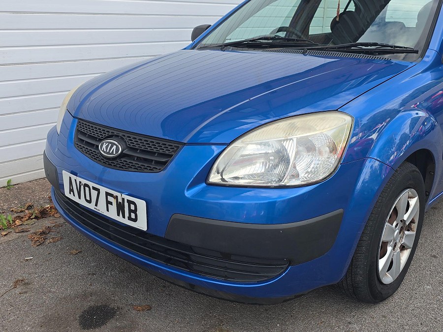 2007 Kia Rio photo 12