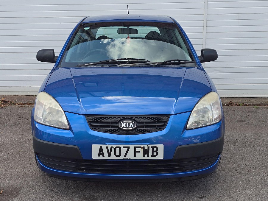 Kia Rio photo 2