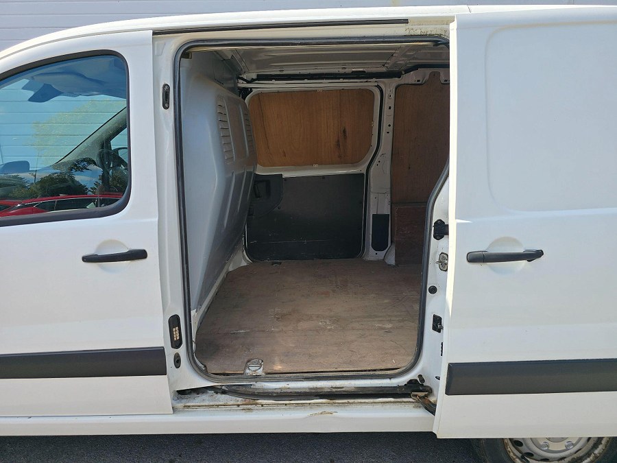 2013 Peugeot Expert photo 11
