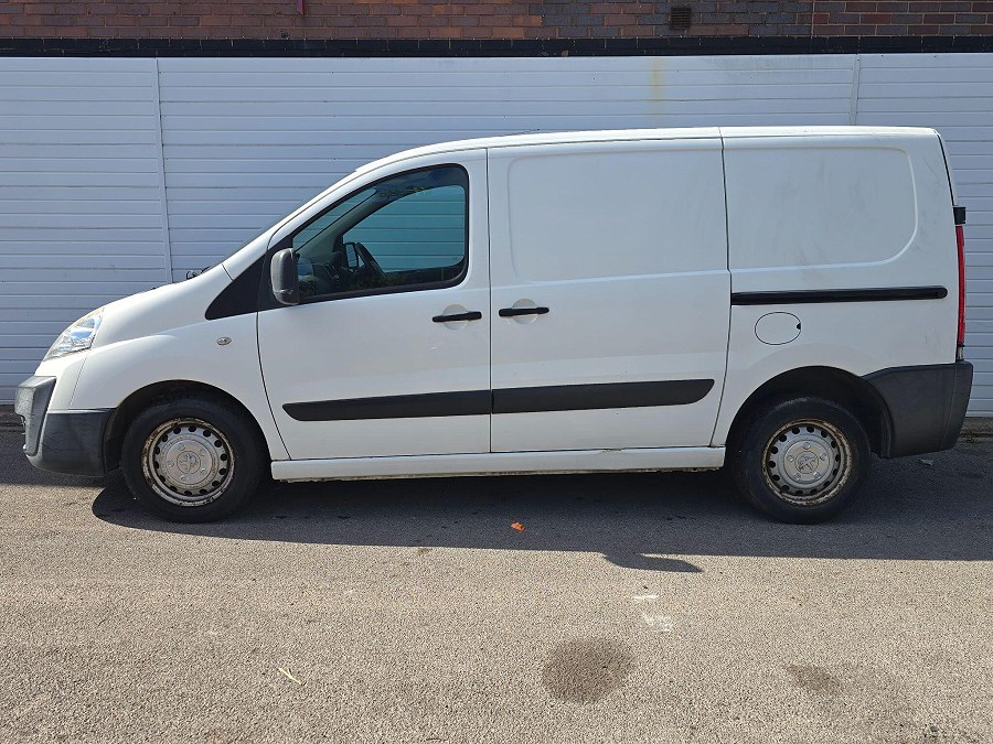 2013 Peugeot Expert photo 4