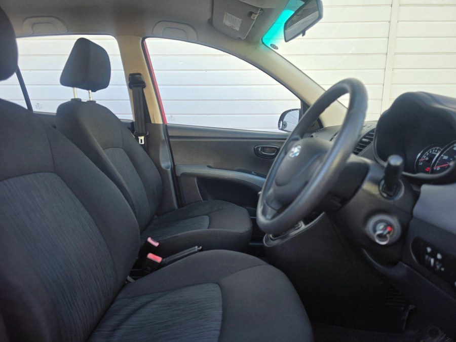 2011 Hyundai i10 photo 14