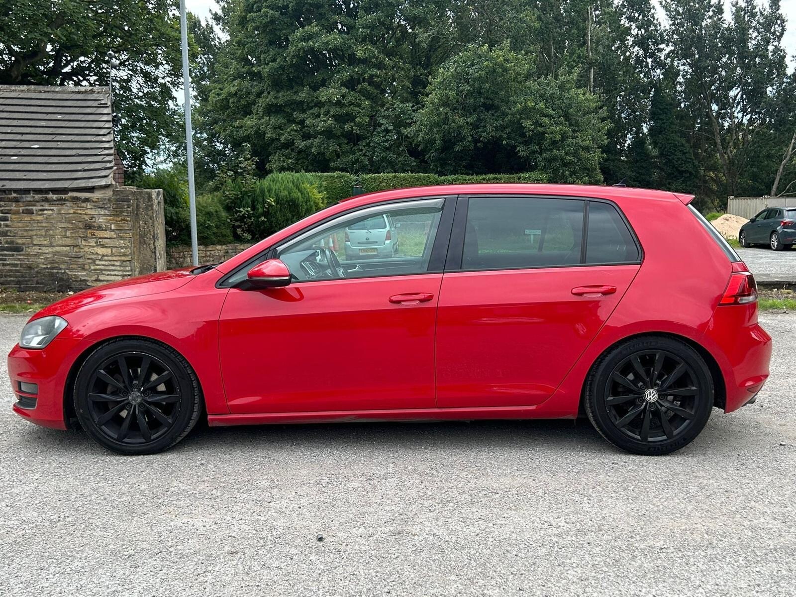 2013 Volkswagen Golf image 6