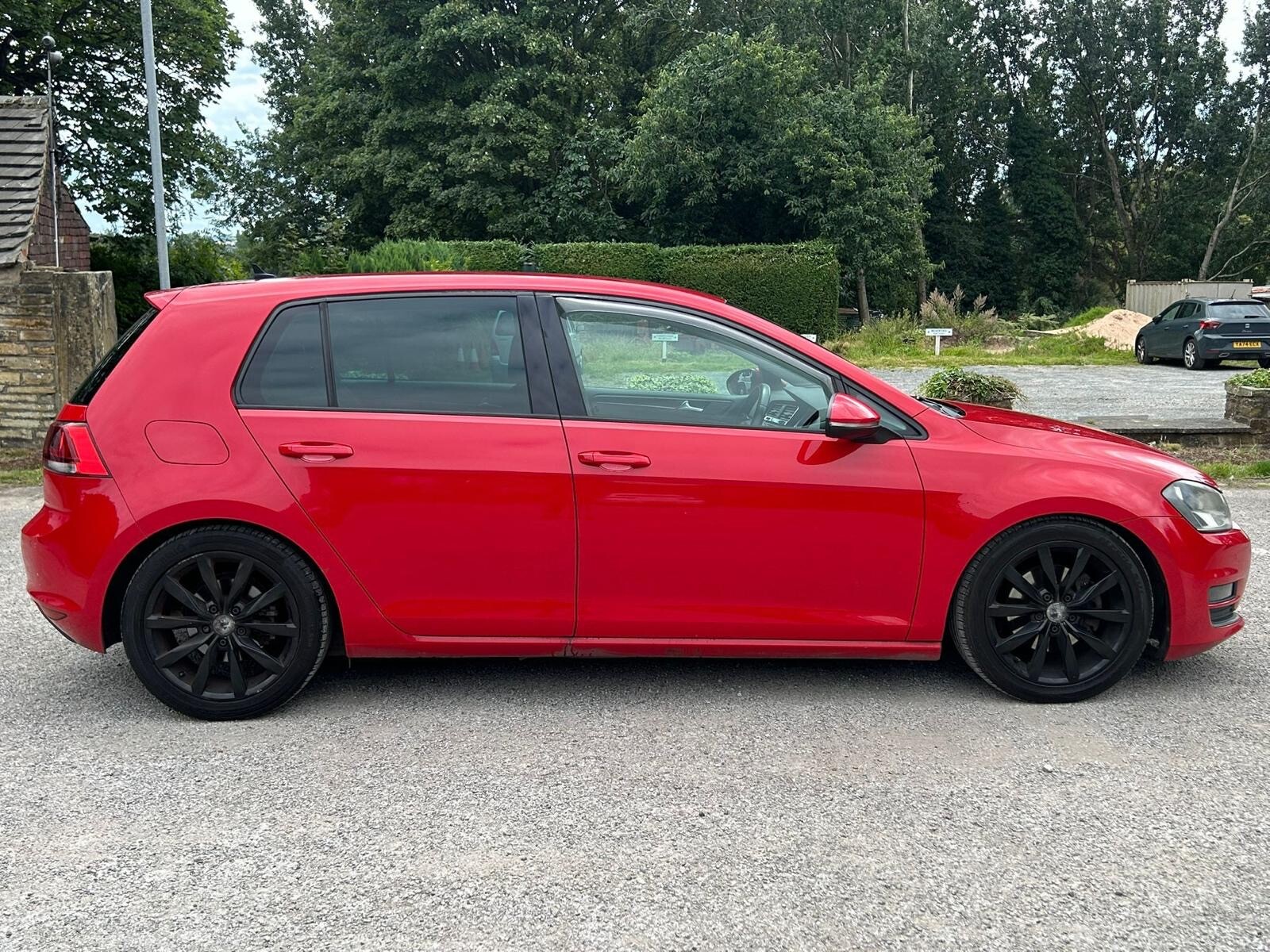 2013 Volkswagen Golf image 2