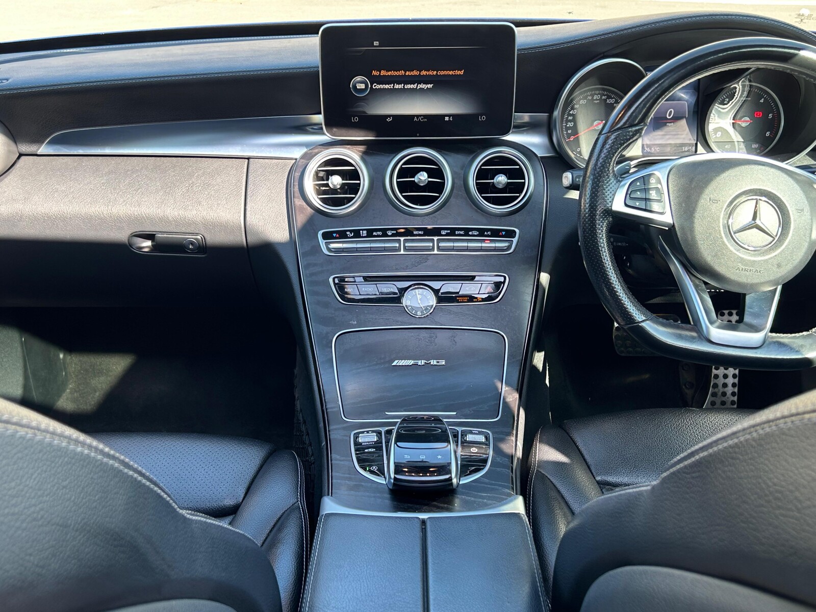 2015 Mercedes-Benz C Class image 9