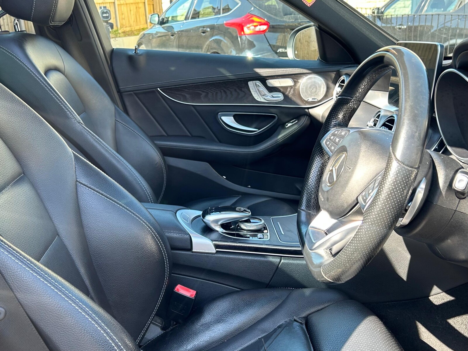 2015 Mercedes-Benz C Class image 10