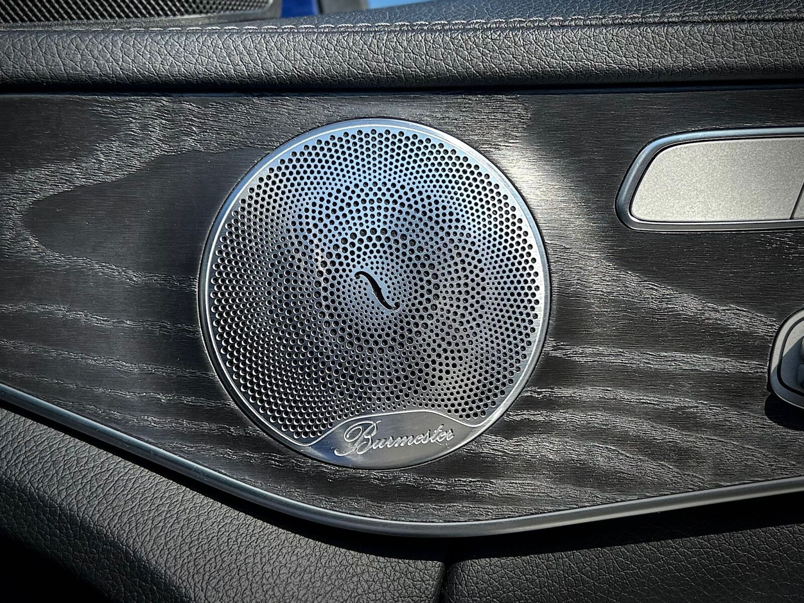 2015 Mercedes-Benz C Class image 19