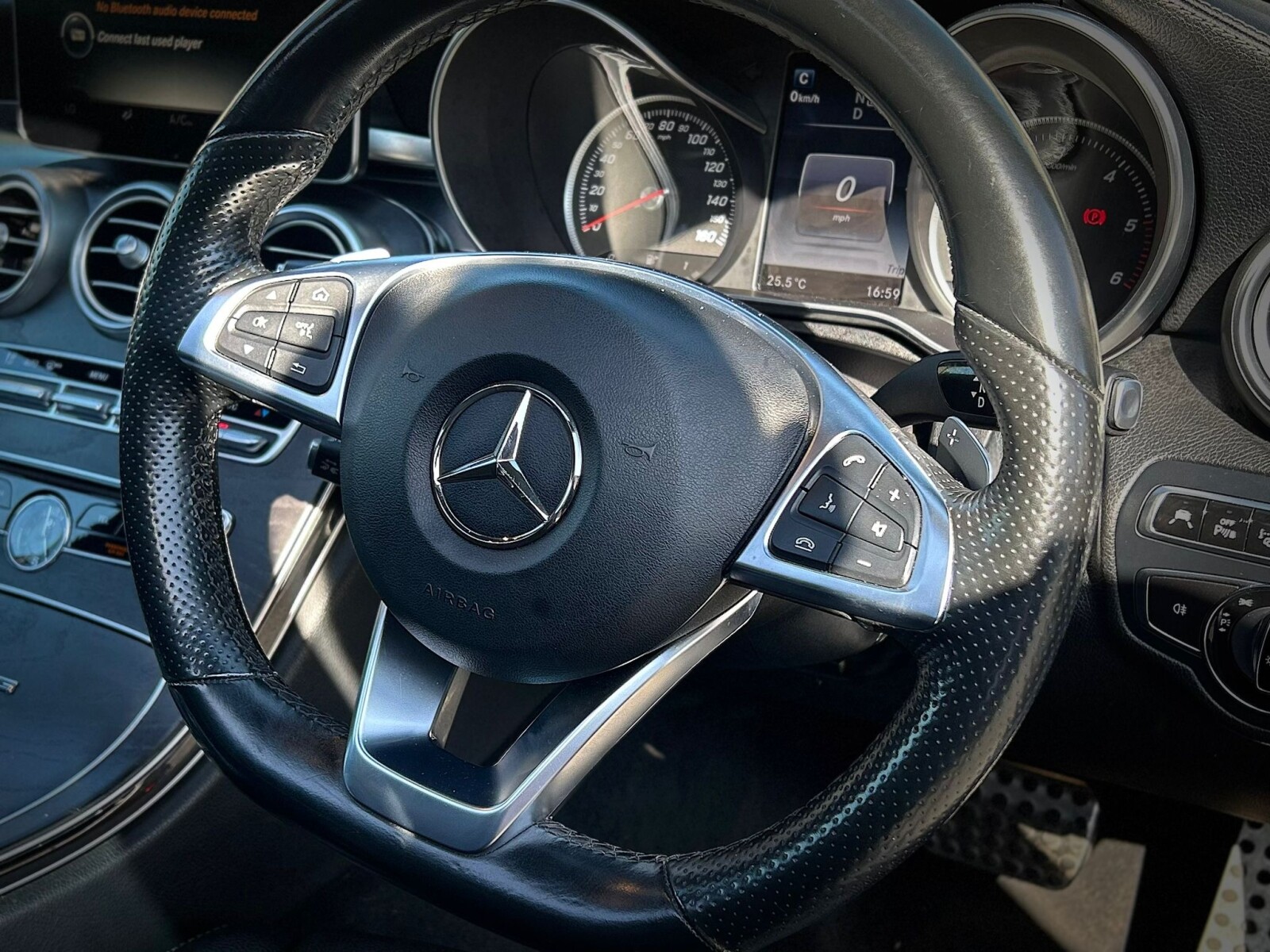 2015 Mercedes-Benz C Class image 13